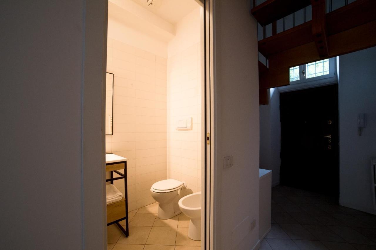 Hbhall Navigli 30 Apartment Milan Exterior photo